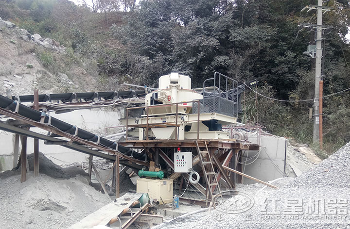 粉砂機作業(yè)現場